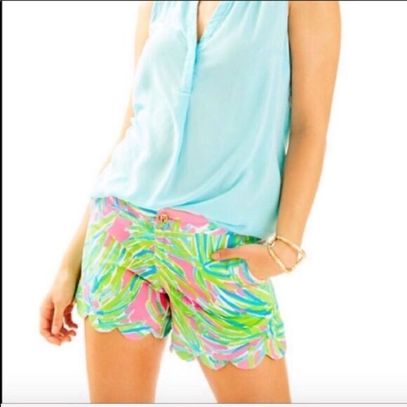 LILLY PULITZER | Tiki Pink Buttercup Shorts Size 0 - Picture 2 of 9